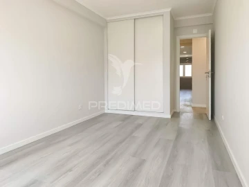 Apartamento T4 para Venda em Amora