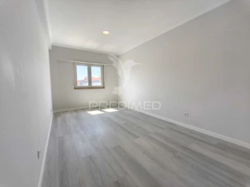 Apartamento T4 para Venda em Amora