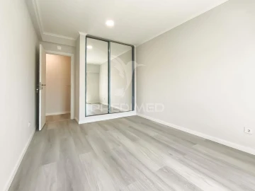 Apartamento T4 para Venda em Amora