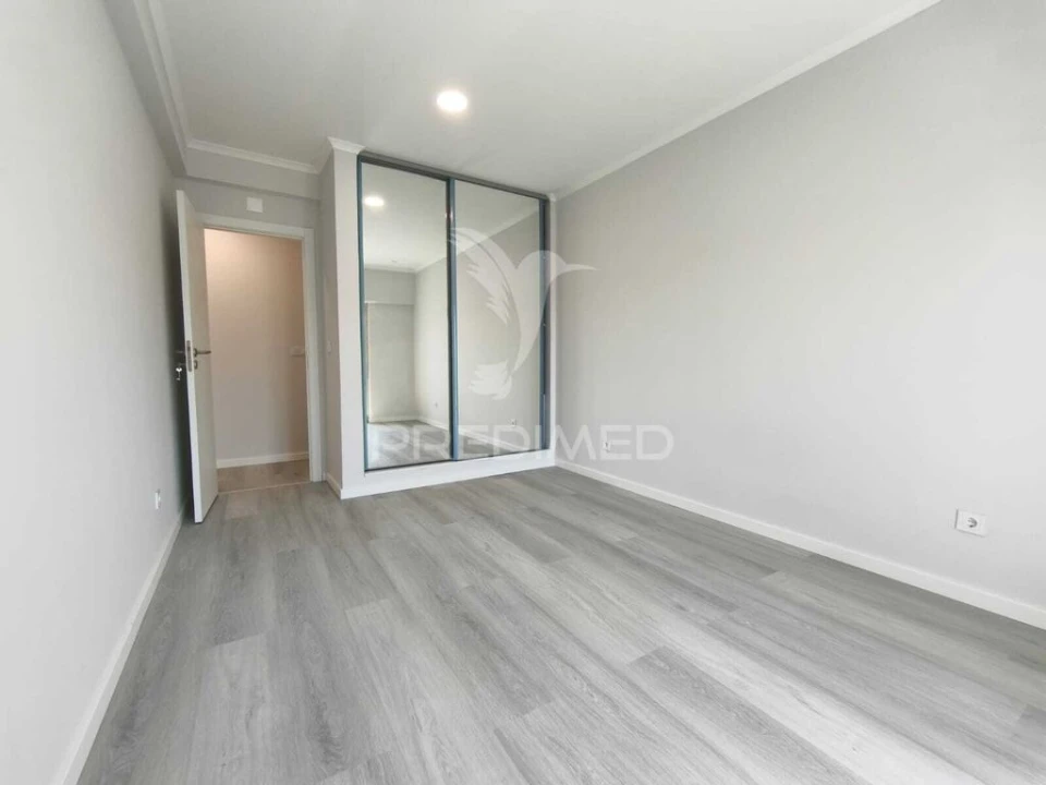 Apartamento T4 para Venda em Amora Foto 20