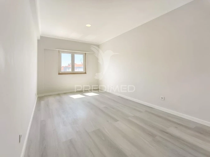 Apartamento T4 para Venda em Amora Foto 19