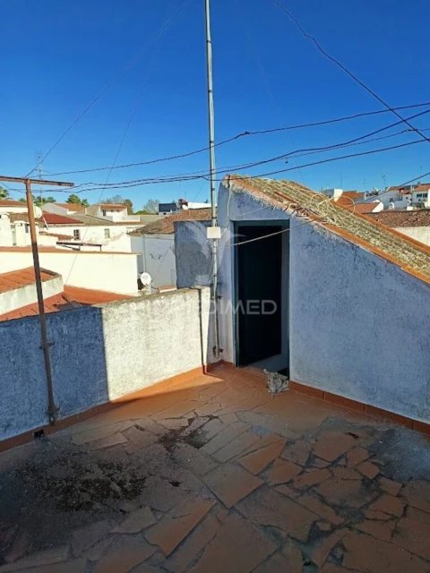 Moradia T4 para Venda em São João Baptista