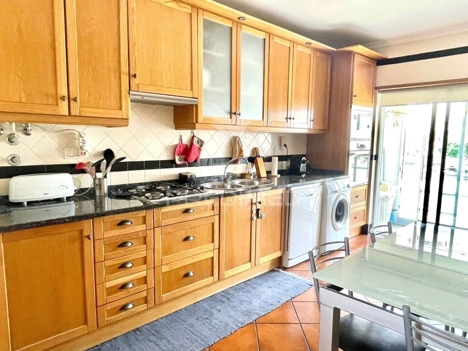 Apartamento T3 para Venda em Sines Foto 6