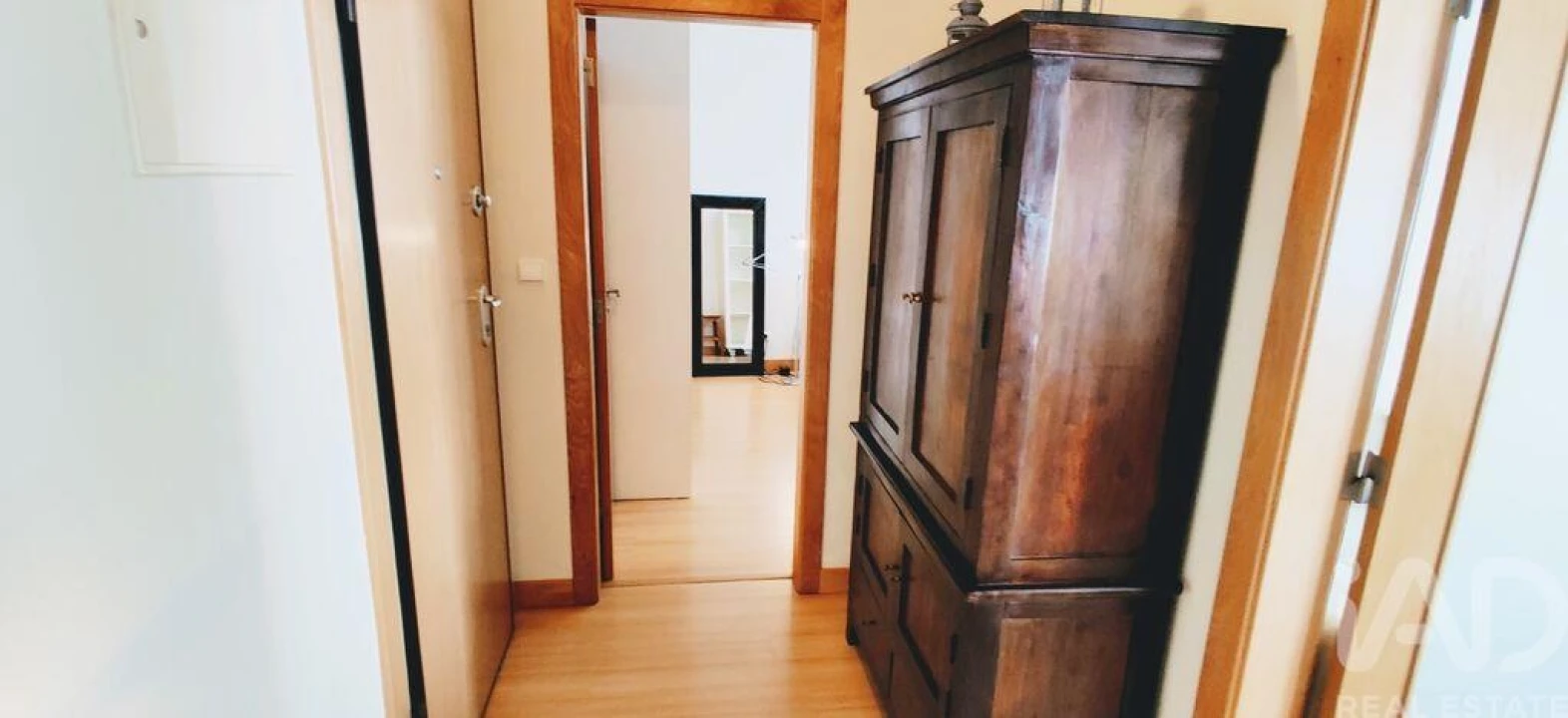 Apartamento T1 para Venda em Santo António Foto 11
