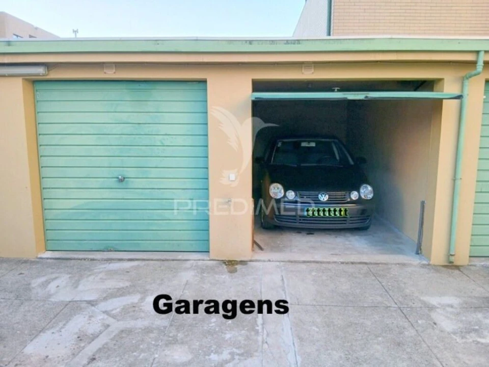 Apartamento T2 para Venda em Custóias, Leça do Balio e Guifões Foto 5