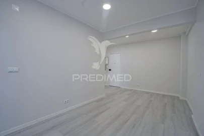 Apartamento T1 para Venda em Venteira