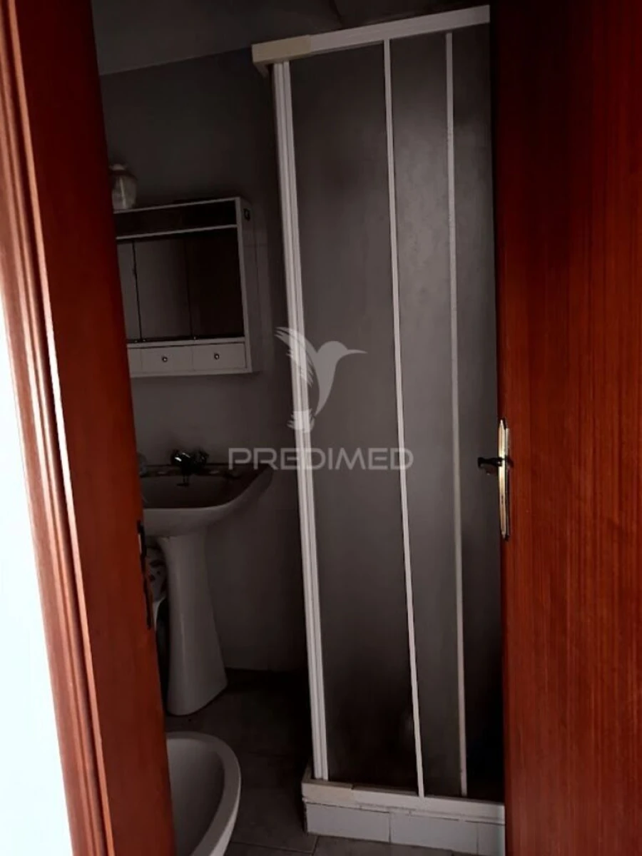 Apartamento T1 para Venda em São João Baptista Foto 14