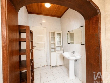 Moradia T4 para Venda em Azeitão (São Lourenço e São Simão)