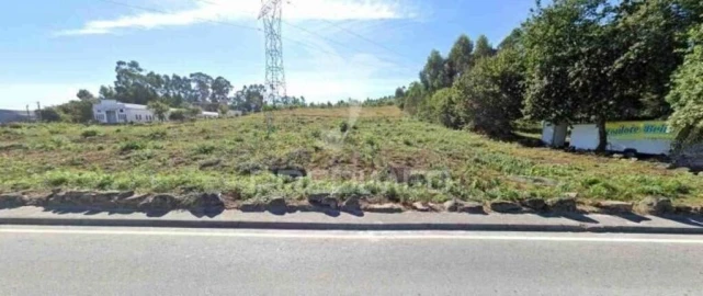 Terreno para Venda em Carvalhosa