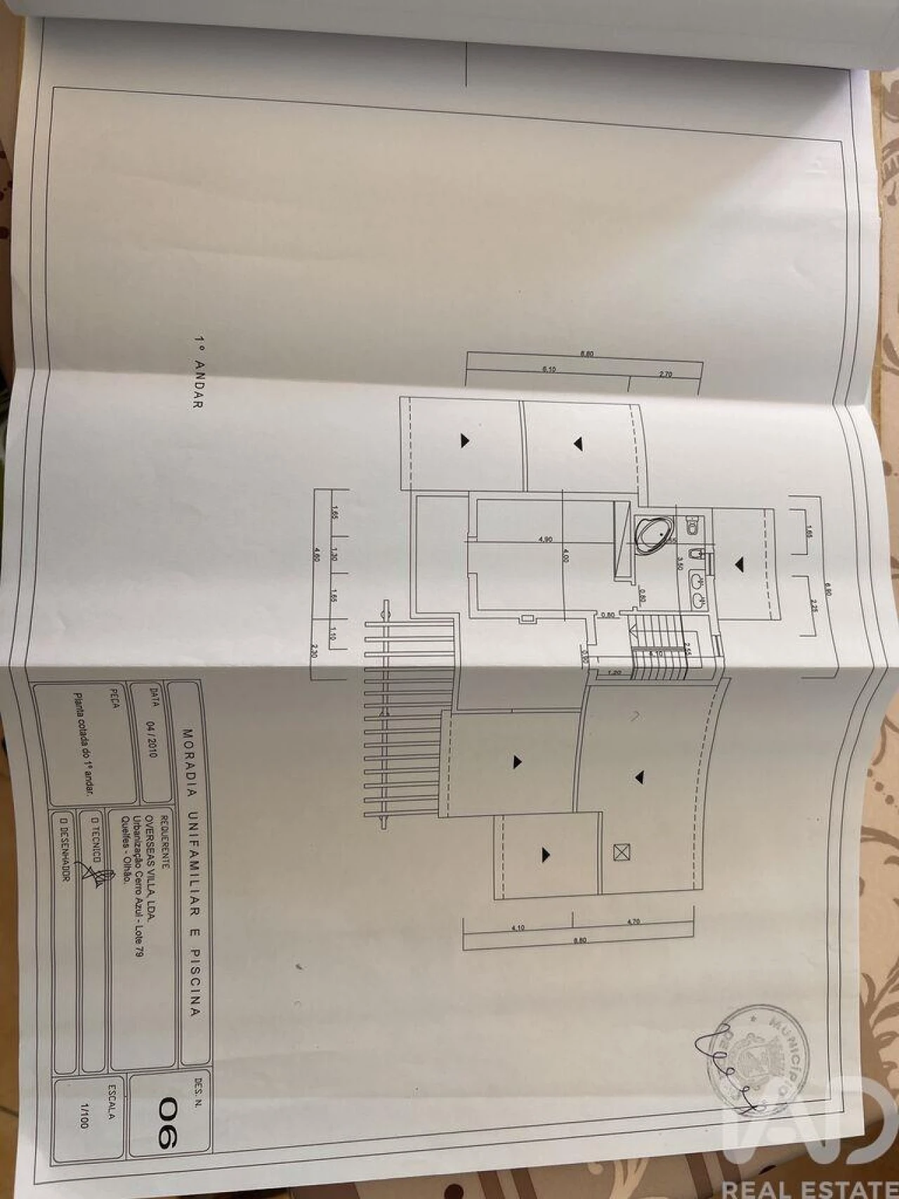 Moradia T4 para Venda em Quelfes Foto 33