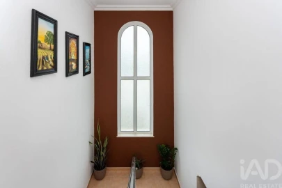 Moradia T4 para Venda em Quelfes