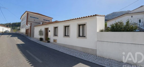 Moradia T2 para Venda em Lamas e Cercal