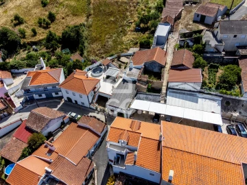 Armazém para Venda em Vilarinho dos Galegos e Ventozelo