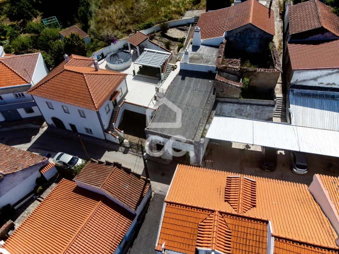Armazém para Venda em Vilarinho dos Galegos e Ventozelo Foto 17