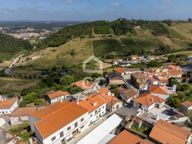 Armazém para Venda em Vilarinho dos Galegos e Ventozelo Foto 14