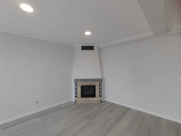 Apartamento T4 para Venda em Amora