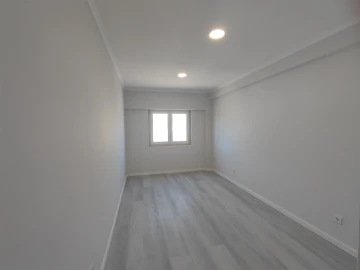 Apartamento T4 para Venda em Amora