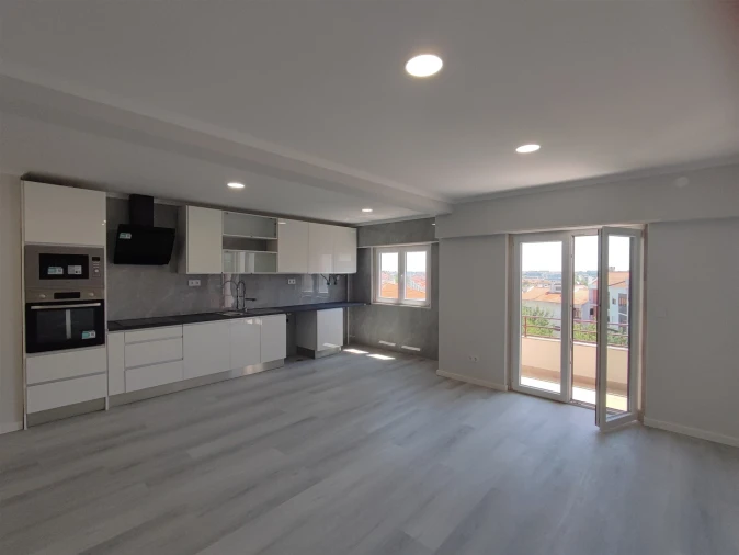 Apartamento T4 para Venda em Amora Foto 26