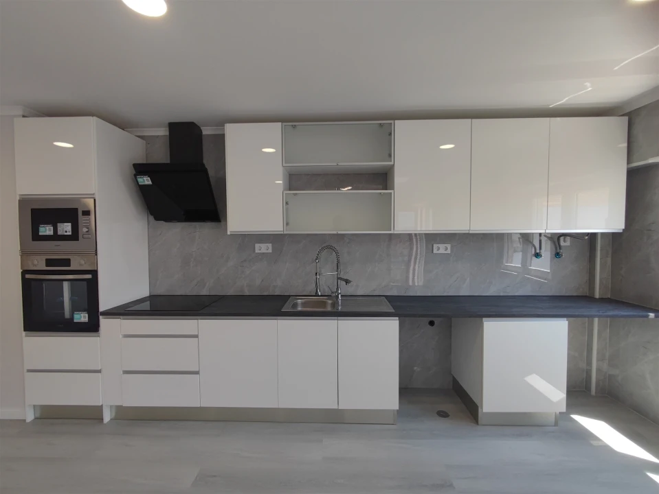 Apartamento T4 para Venda em Amora Foto 25