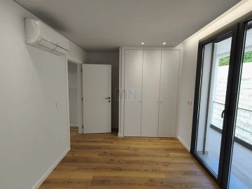 Apartamento T4 para Venda em Santo Antonio dos Olivais
