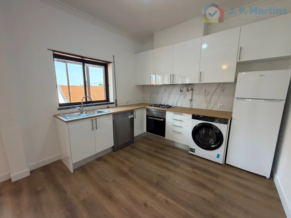 Apartamento T3 para Venda em Quinta do Conde Foto 2