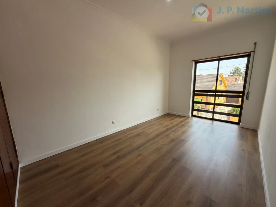 Apartamento T3 para Venda em Quinta do Conde Foto 11