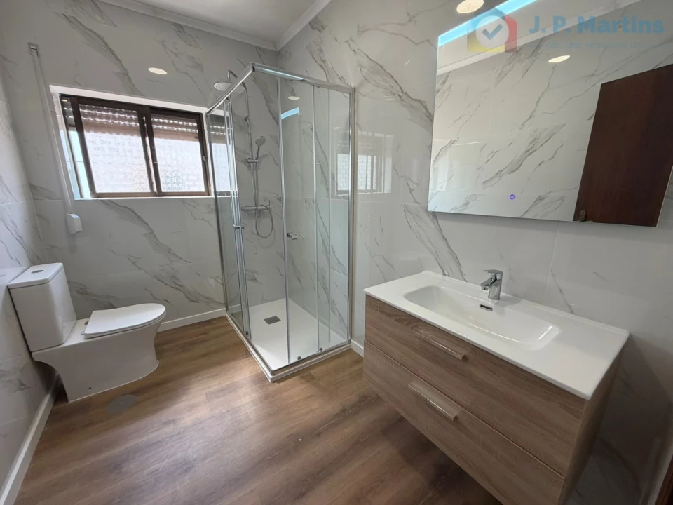 Apartamento T3 para Venda em Quinta do Conde Foto 15