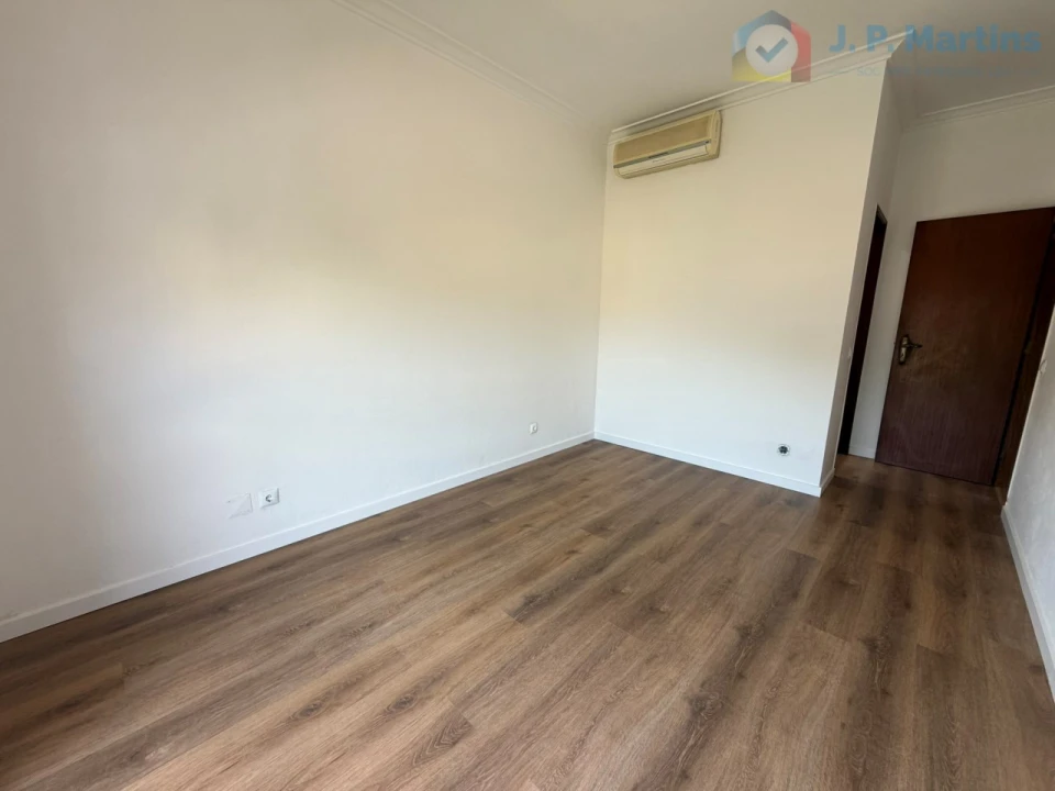 Apartamento T3 para Venda em Quinta do Conde Foto 25