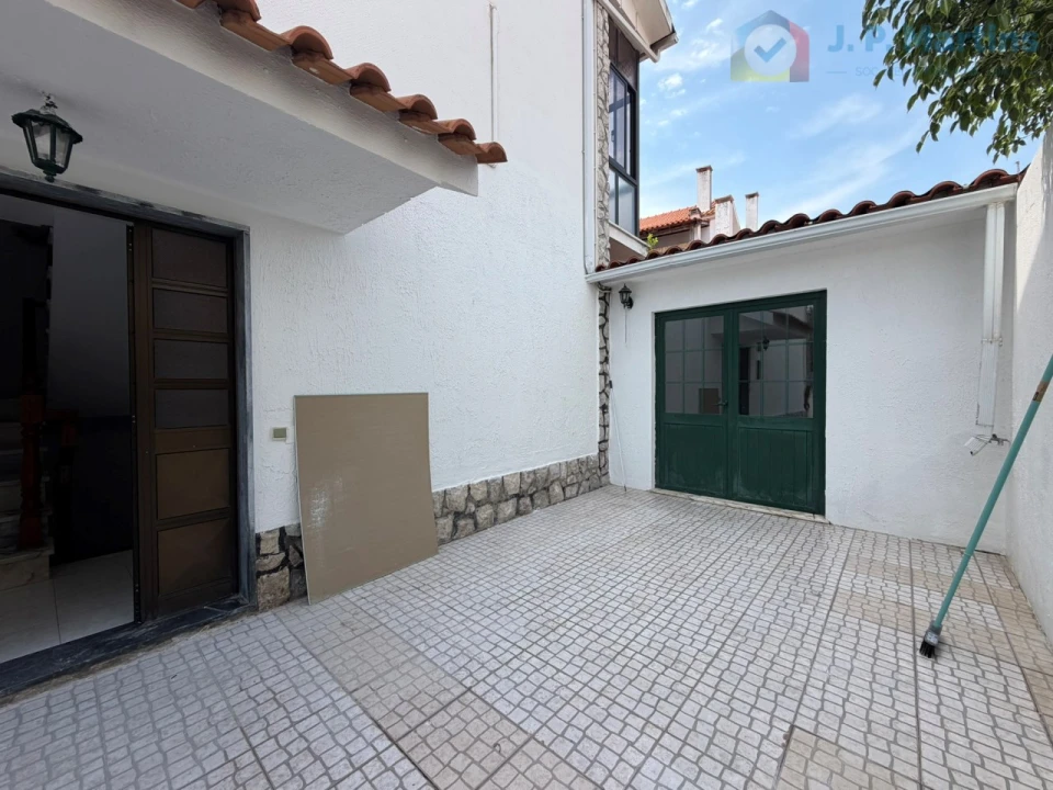 Apartamento T3 para Venda em Quinta do Conde Foto 28