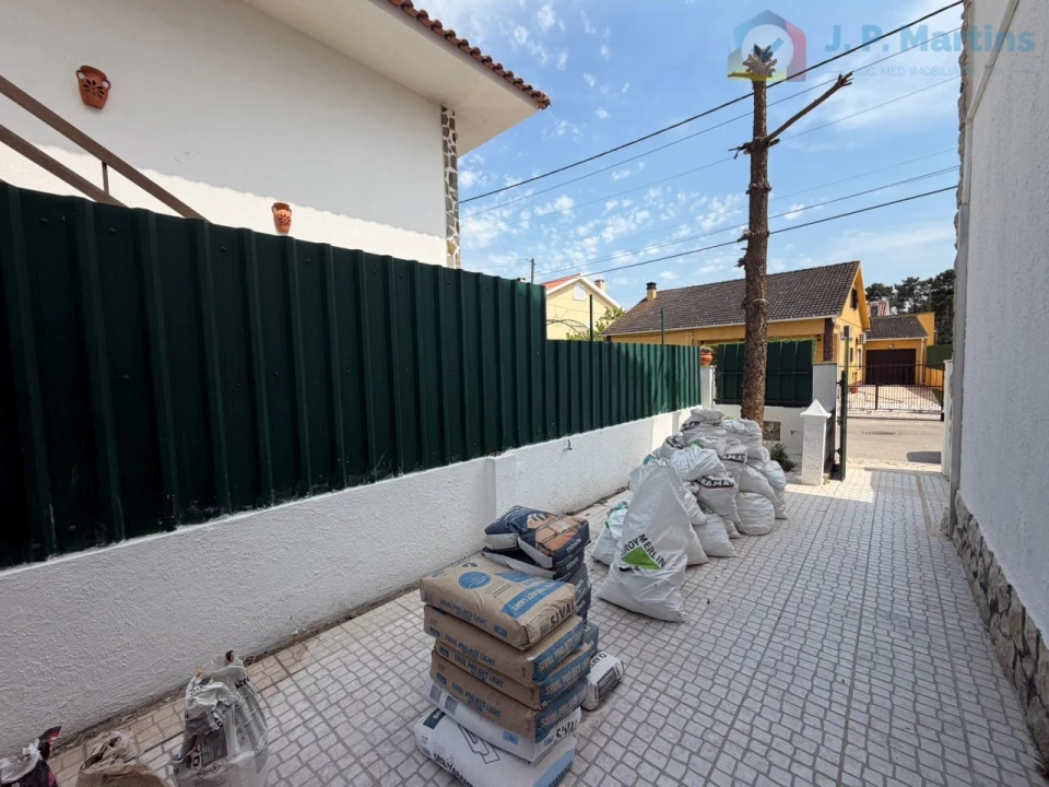 Apartamento T3 para Venda em Quinta do Conde Foto 31