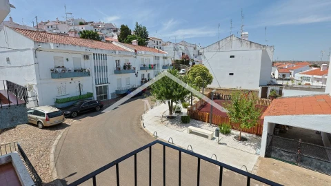 Apartamento T3 para Venda em Barrancos