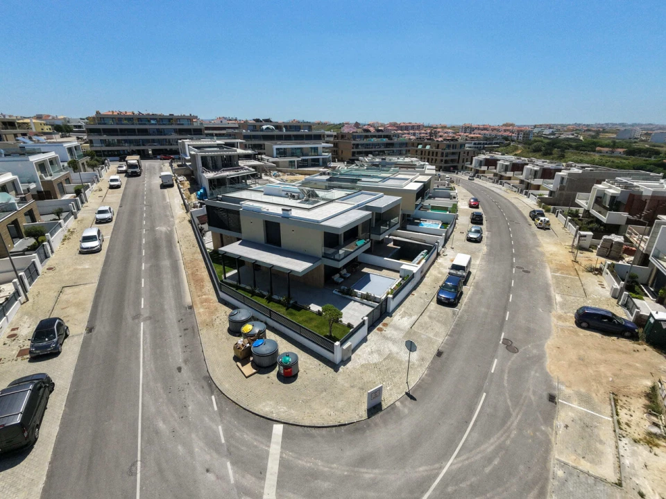 Moradia T4 para Venda em Ericeira Foto 21