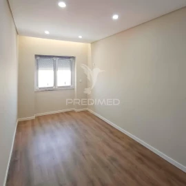 Apartamento T2 para Venda em Queluz e Belas