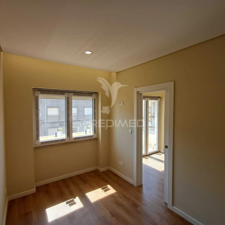 Apartamento T3 para Venda em Queluz e Belas Foto 15