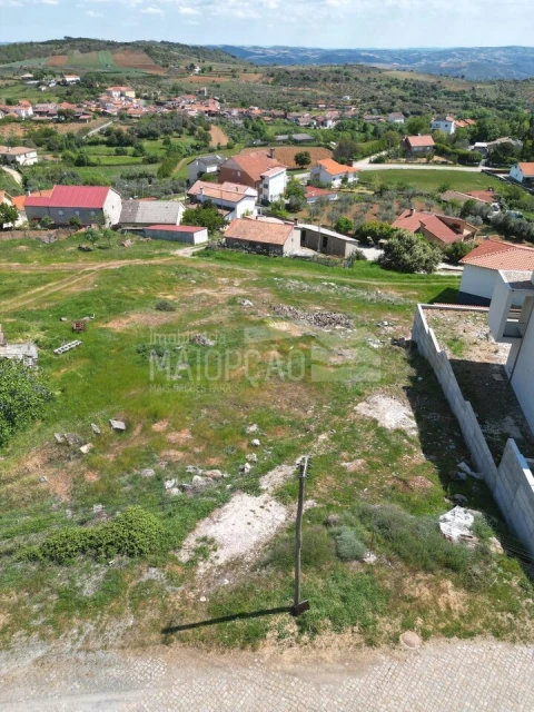 Terreno para Venda em São Pedro de Serracenos