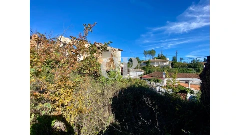 Moradia T2 para Venda em Castanheira de Pêra e Coentral