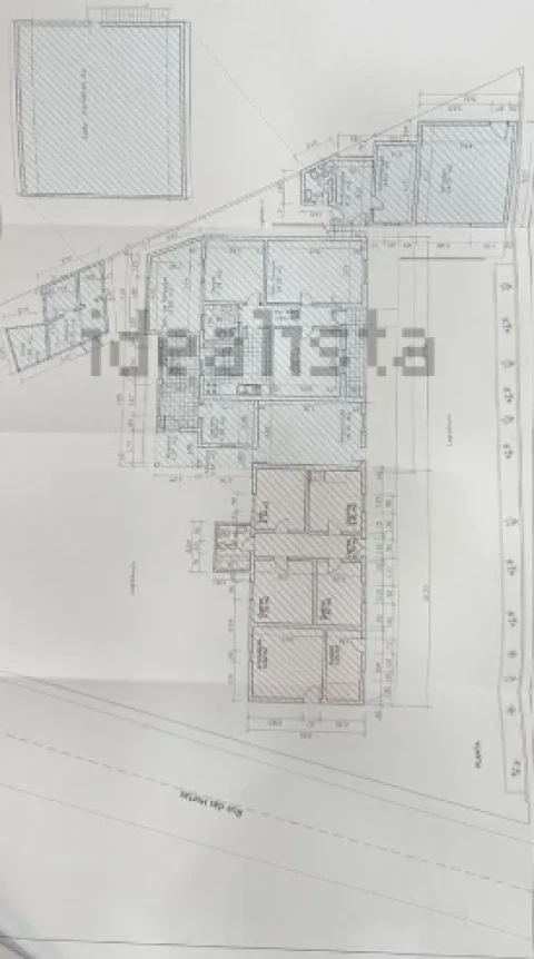 Moradia T4 para Venda em Atalaia e Alto Estanqueiro-Jardia
