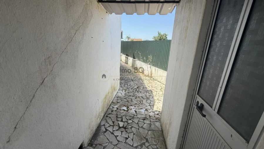 Moradia T4 para Venda em Atalaia e Alto Estanqueiro-Jardia Foto 8