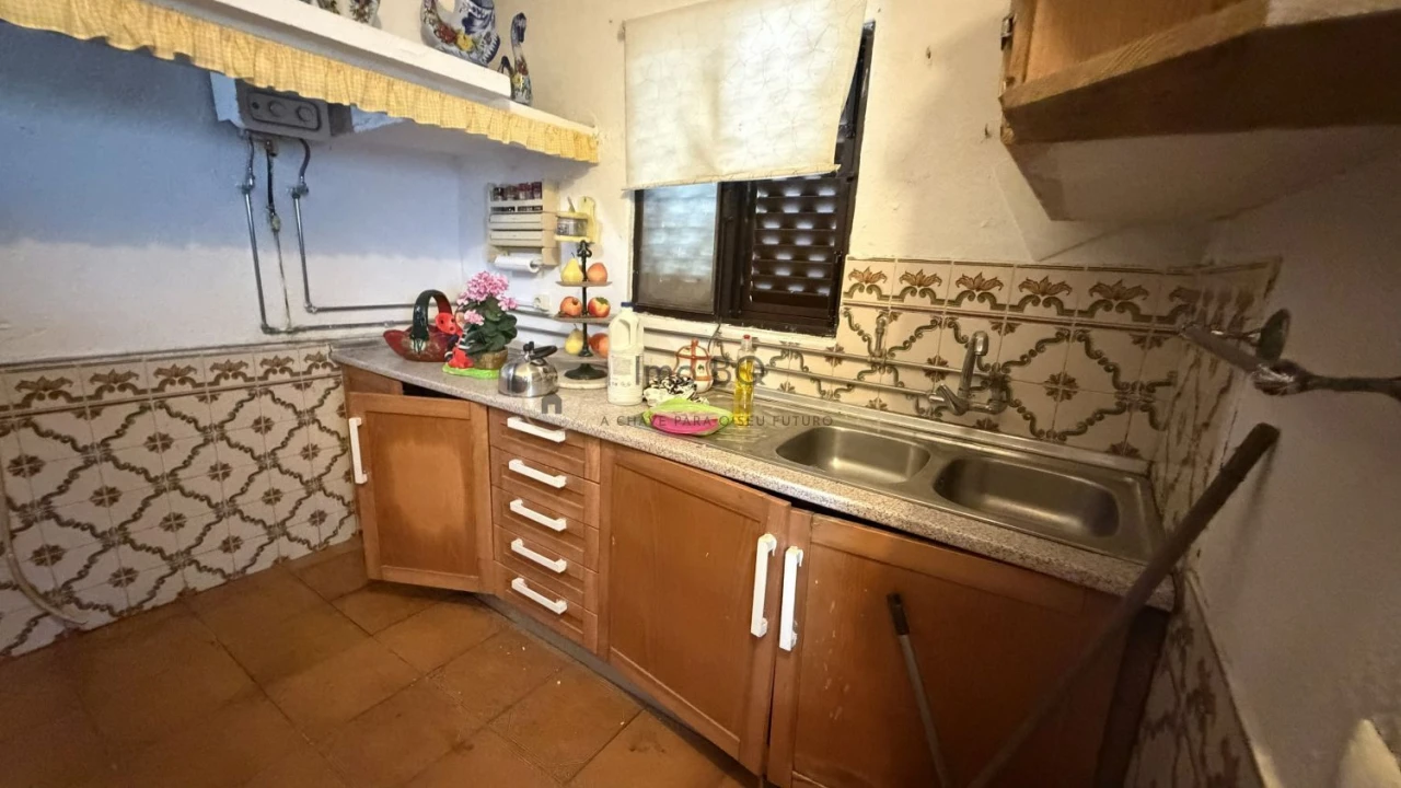 Moradia T4 para Venda em Atalaia e Alto Estanqueiro-Jardia Foto 17