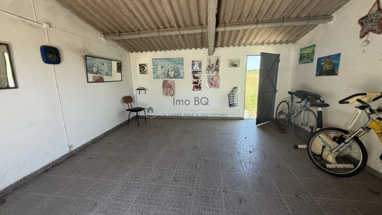 Moradia T4 para Venda em Atalaia e Alto Estanqueiro-Jardia Foto 3