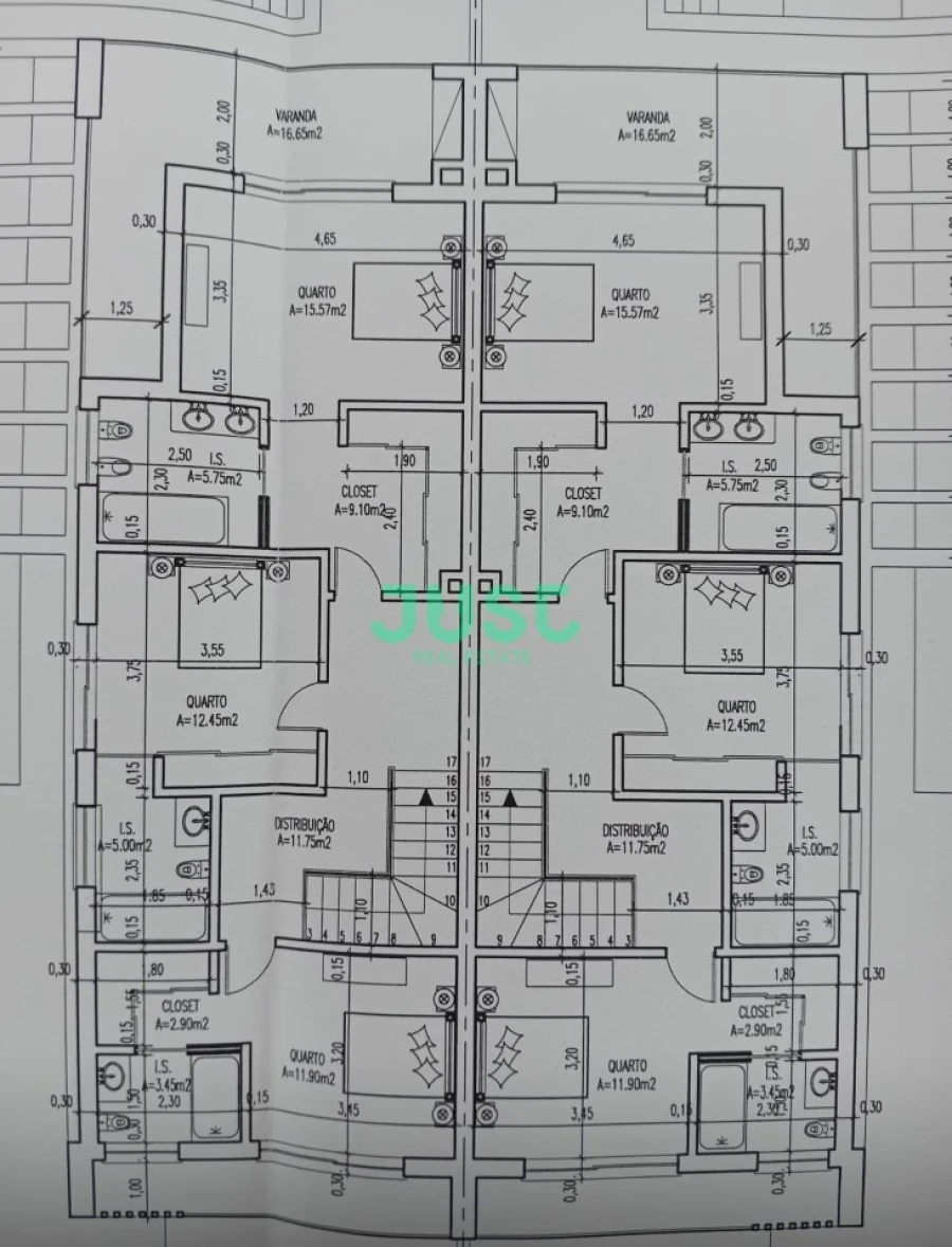 Moradia T4 para Venda em Fernao Ferro Planta 2