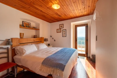 Moradia T5 para Venda em Evora Monte (Santa Maria)