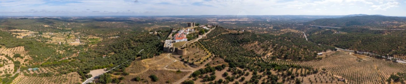Moradia T5 para Venda em Evora Monte (Santa Maria)