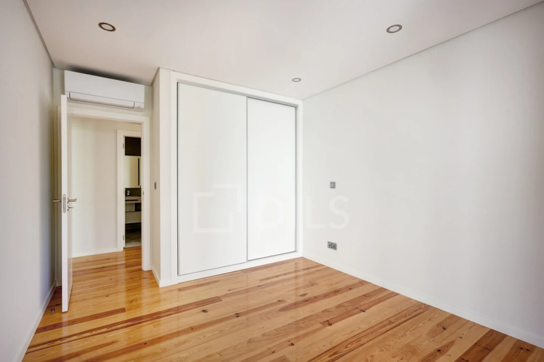Apartamento T4 para Venda em Cascais e Estoril Foto 15