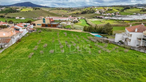 Terreno para Venda em Azueira e Sobral da Abelheira