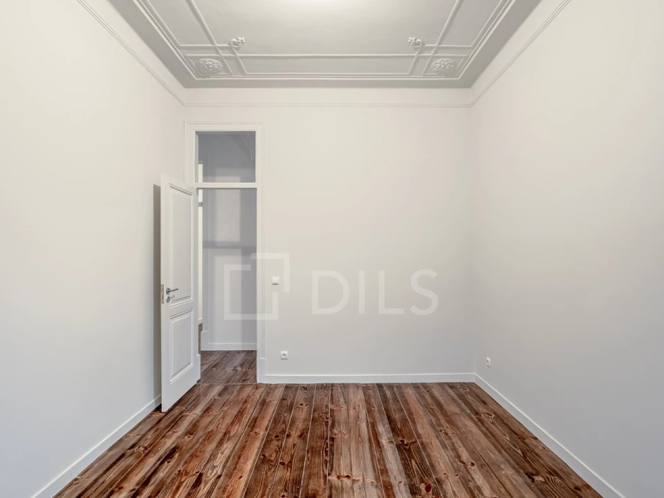 Apartamento T3 para Venda em Campo de Ourique Foto 17