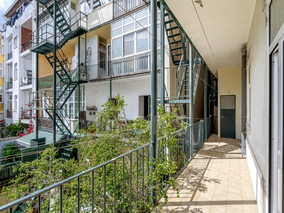 Apartamento T3 para Venda em Campo de Ourique Foto 26