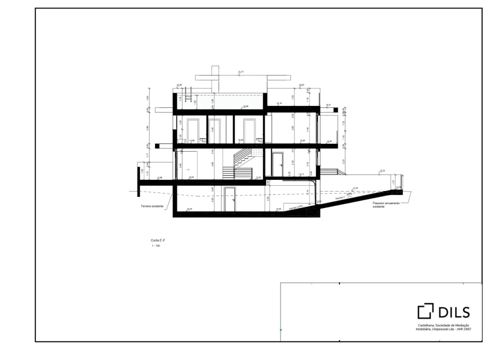 Moradia T4 para Venda em Tavira (Santa Maria e Santiago) Planta 14