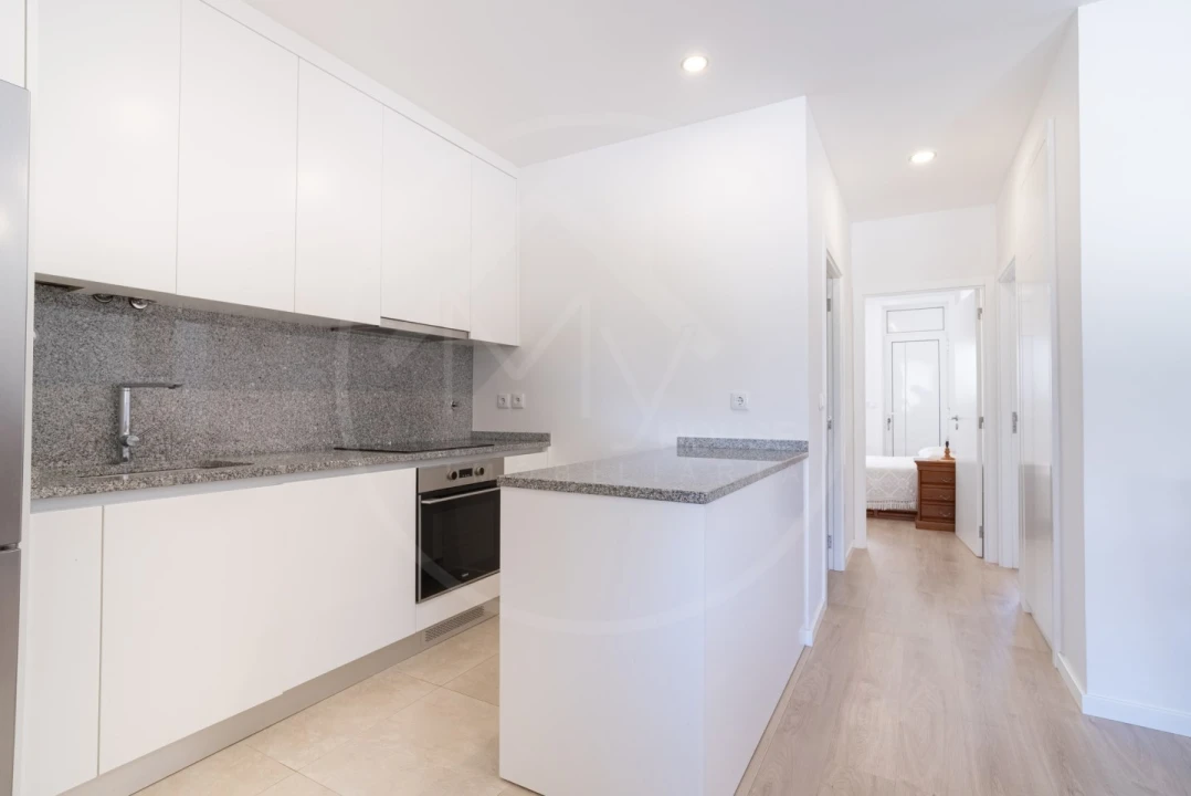Apartamento para Venda em Bornes de Aguiar Foto 2
