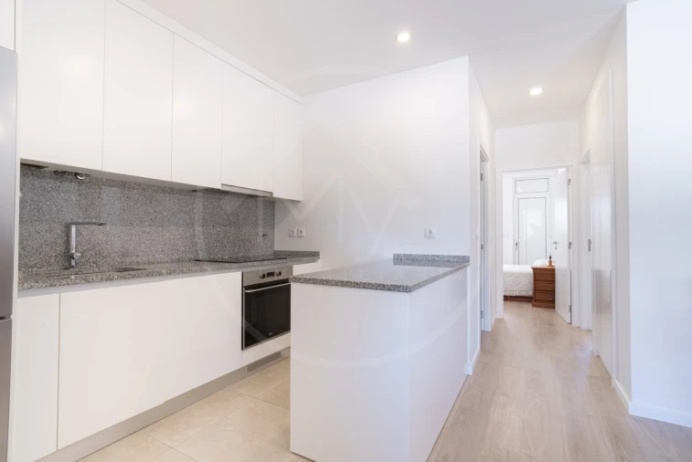 Apartamento para Venda em Bornes de Aguiar Foto 2